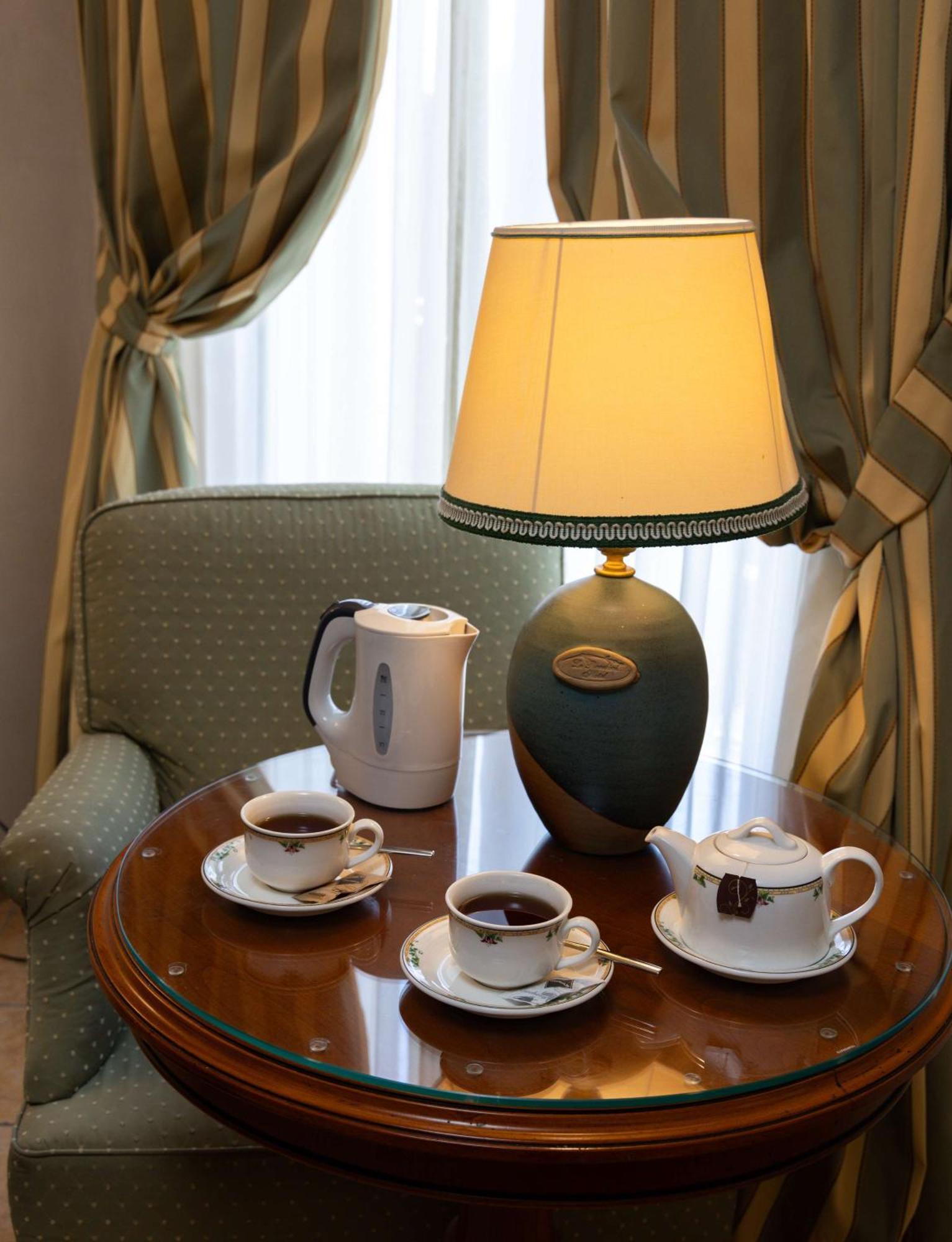 Best Western Plus Hotel Le Rondini San Francesco al Campo Dış mekan fotoğraf