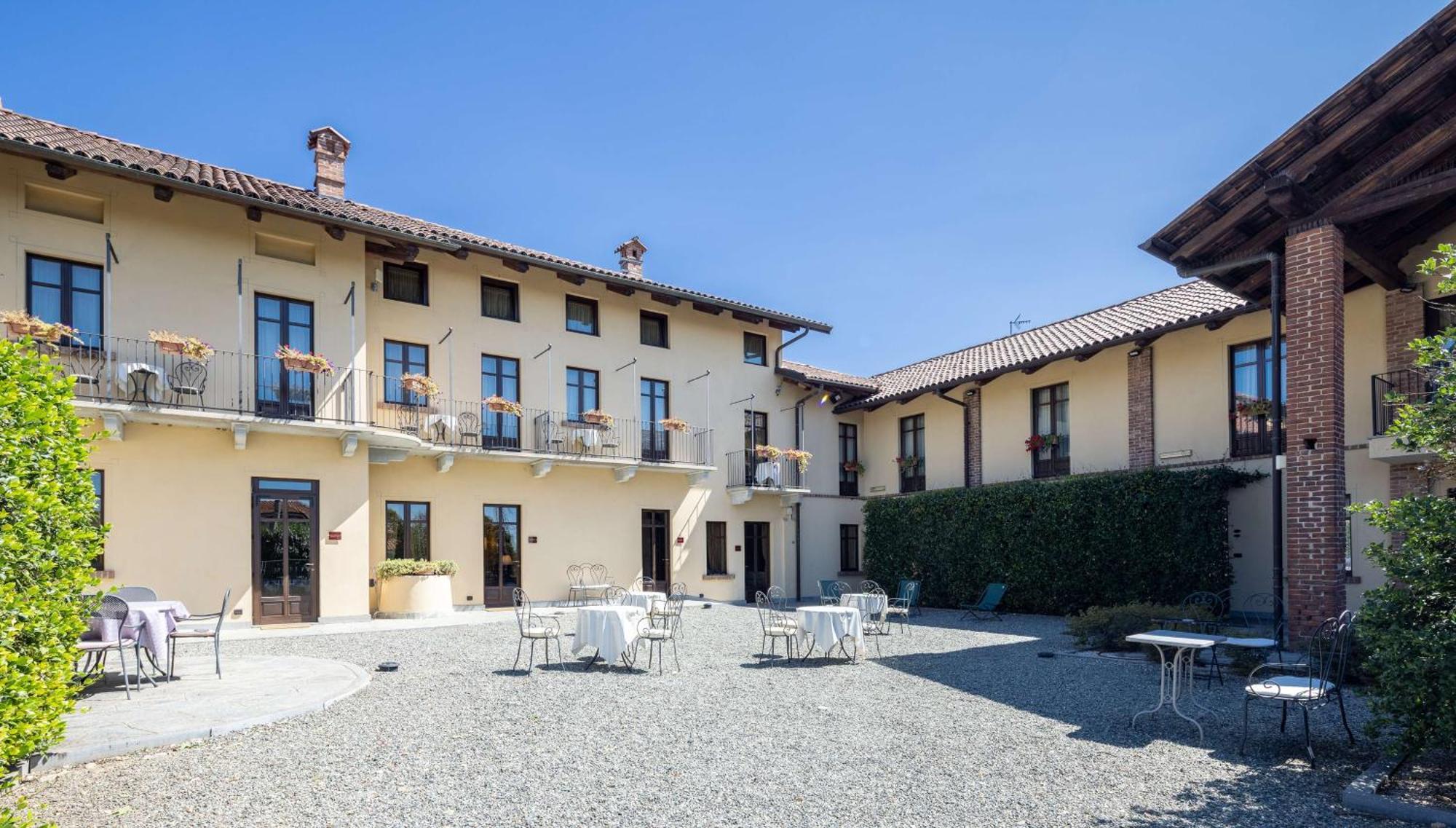 Best Western Plus Hotel Le Rondini San Francesco al Campo Dış mekan fotoğraf