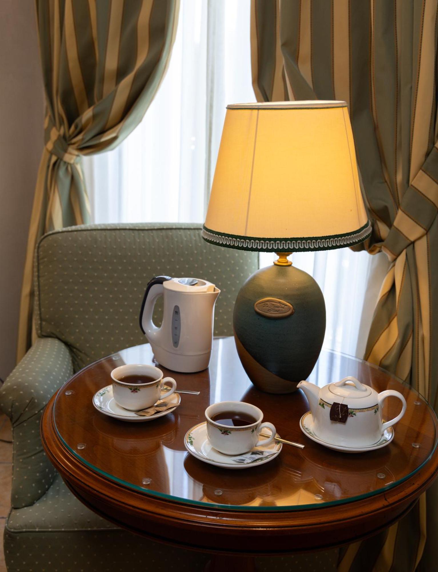 Best Western Plus Hotel Le Rondini San Francesco al Campo Dış mekan fotoğraf