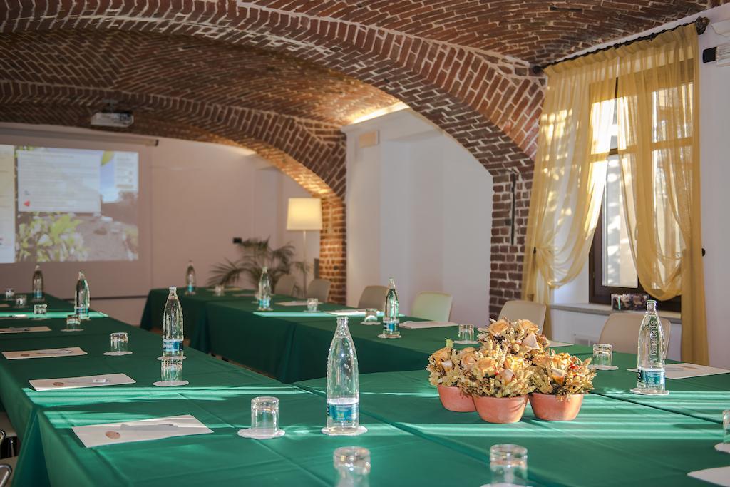Best Western Plus Hotel Le Rondini San Francesco al Campo Dış mekan fotoğraf